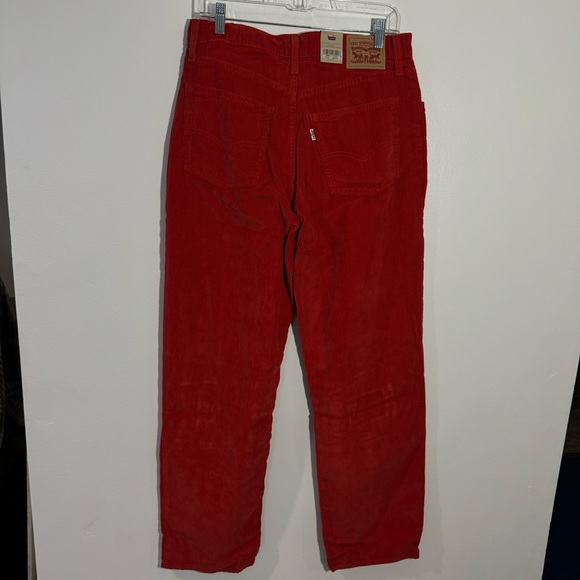 NWT Levi's Women's 94 Baggy Red High Rise Corduroys Size‎ 30 x 31 - Picture 5 of 11